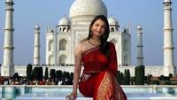 Secrets Of The Taj Mahal
